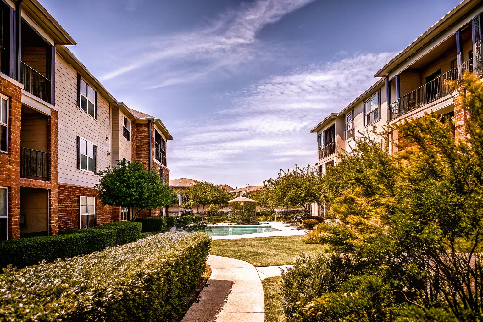 Southwest Residences, photo 2