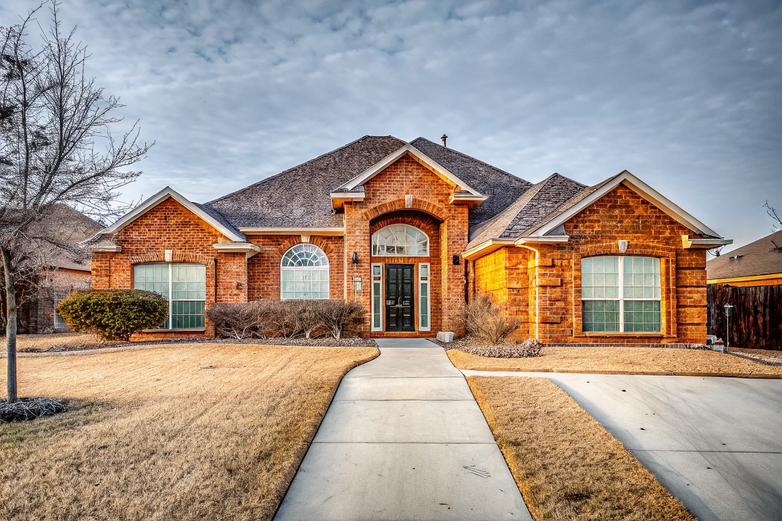 832 Nightingale Dr, Burleson